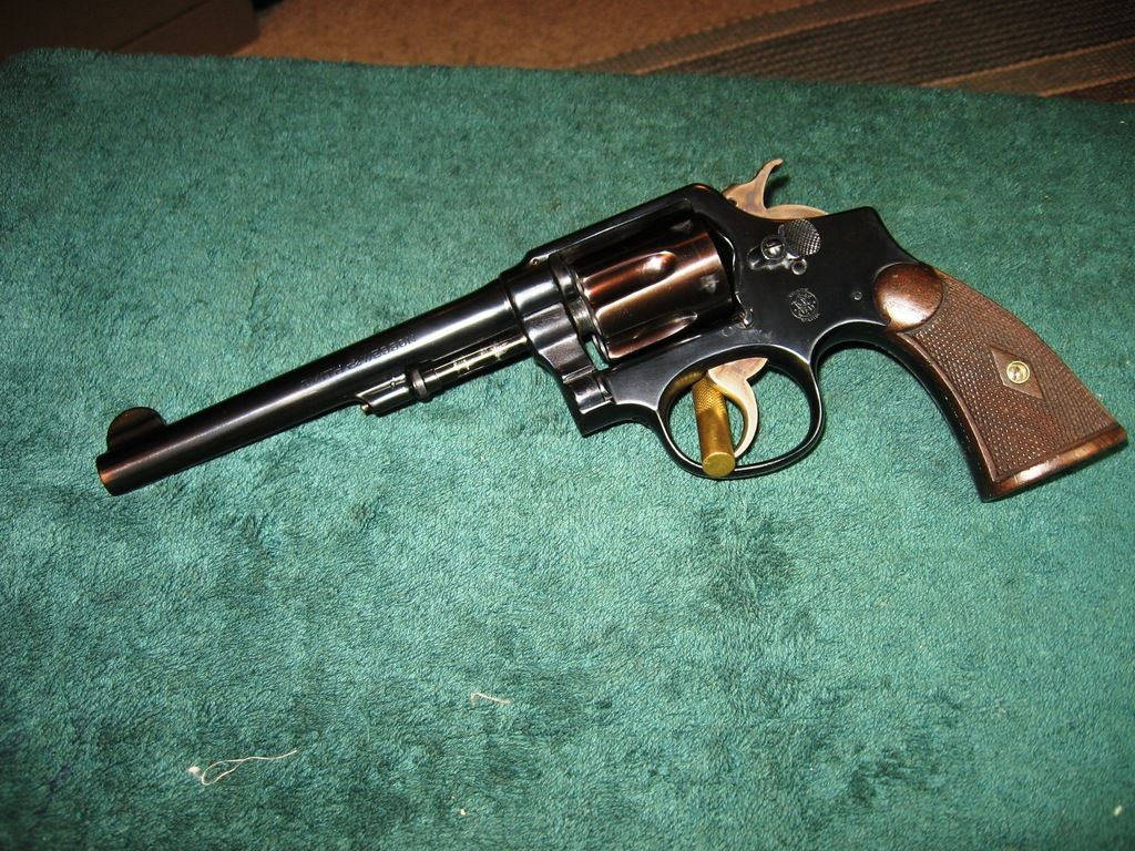 Smith & Wesson Model 13 The FBIs last issued Revolver - YouTube